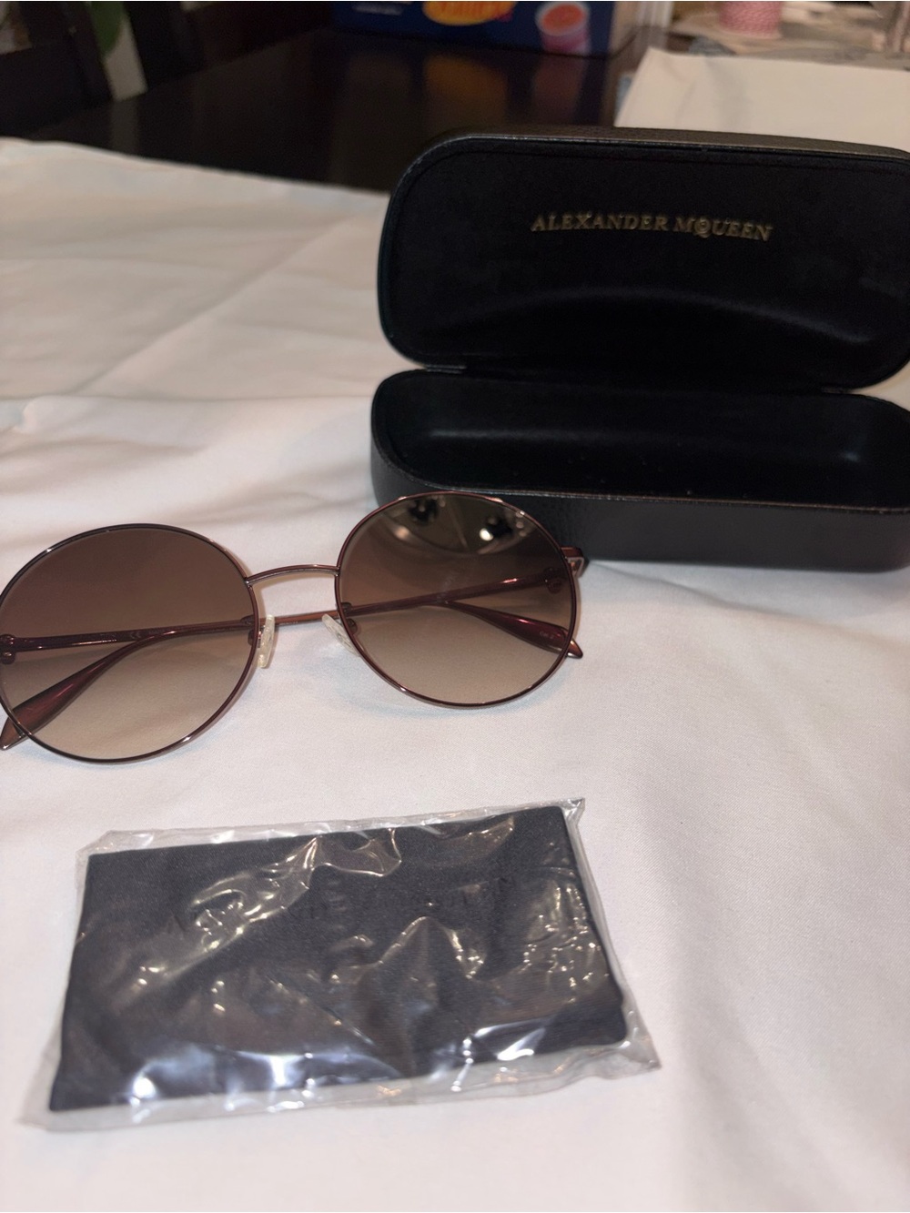 Alexander McQueen Round Brown Gradient Sunglasses with Gold Accents - Picture 2 of 6
